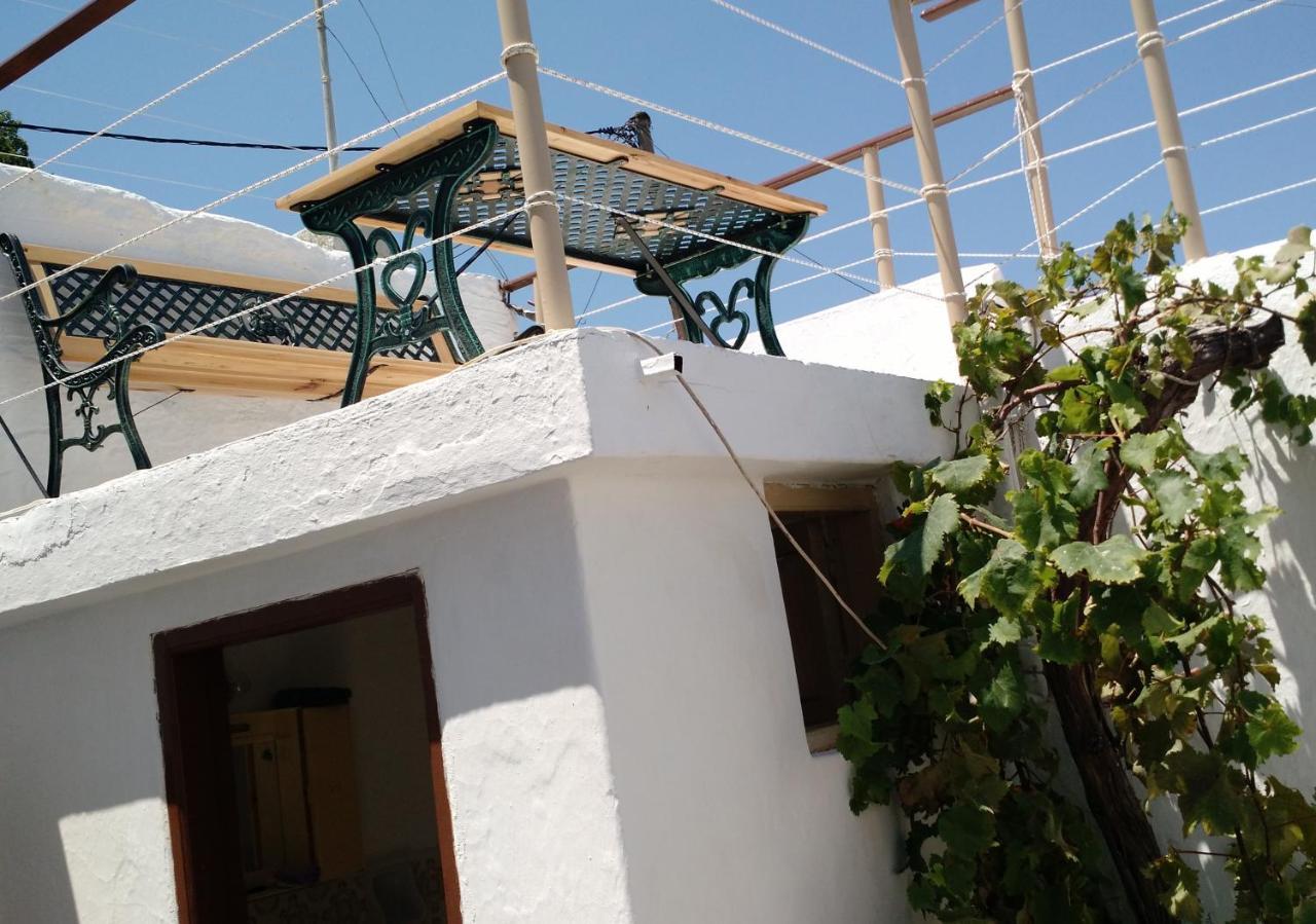 Marthas Traditional House Σύμη Εξωτερικό φωτογραφία