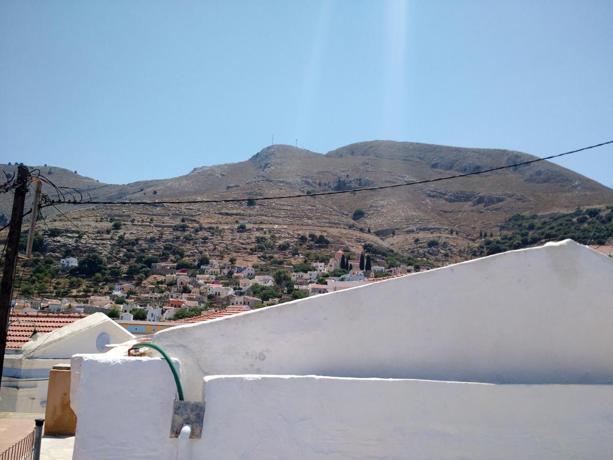 Marthas Traditional House Σύμη Εξωτερικό φωτογραφία