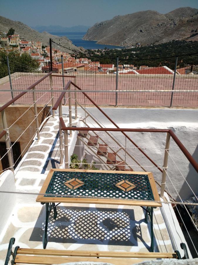 Marthas Traditional House Σύμη Εξωτερικό φωτογραφία