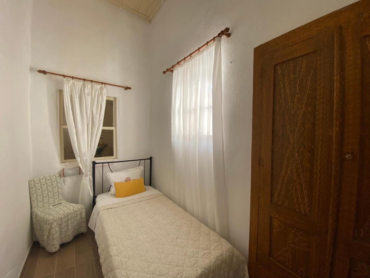 Marthas Traditional House Σύμη Εξωτερικό φωτογραφία