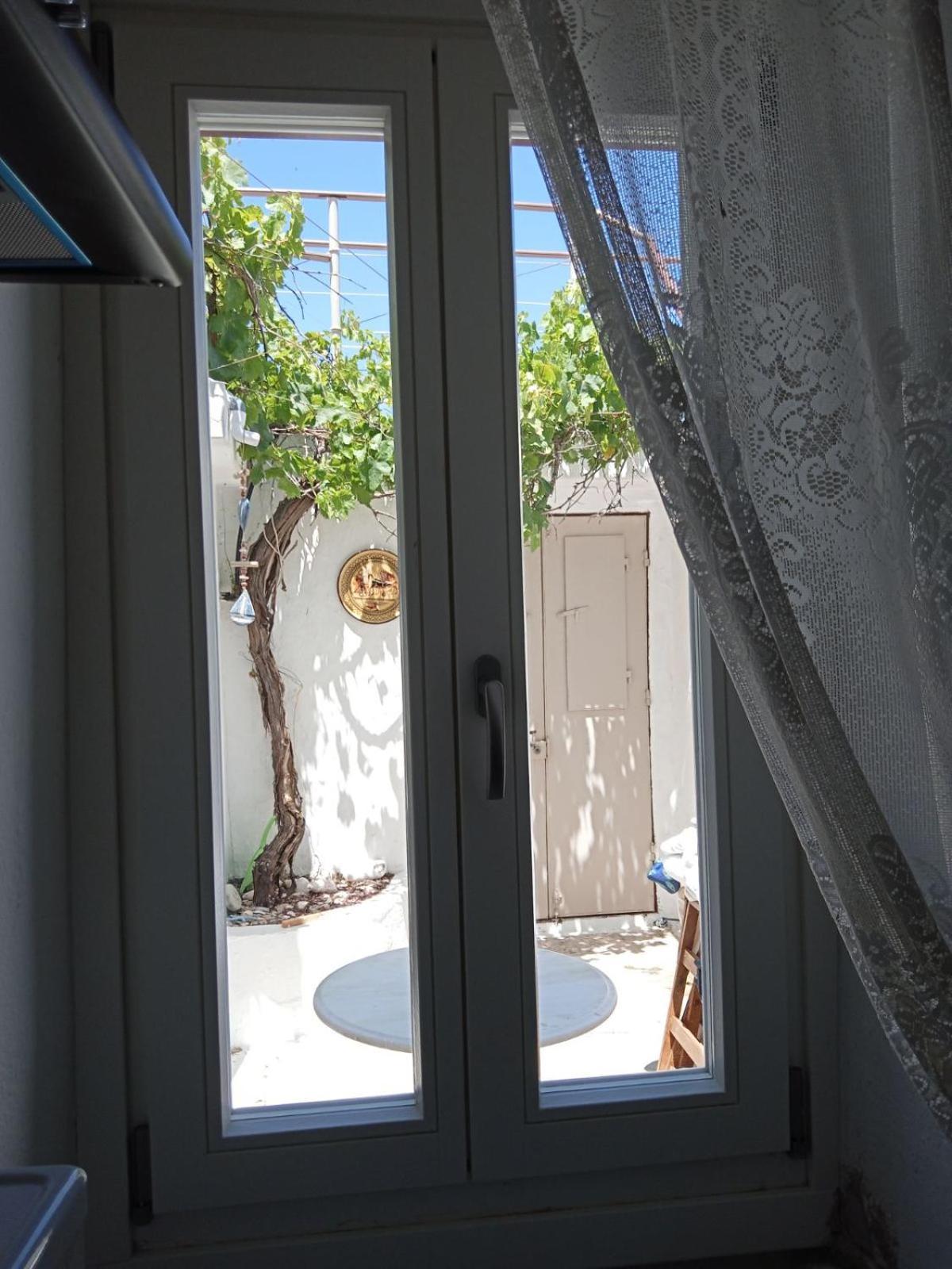 Marthas Traditional House Σύμη Εξωτερικό φωτογραφία
